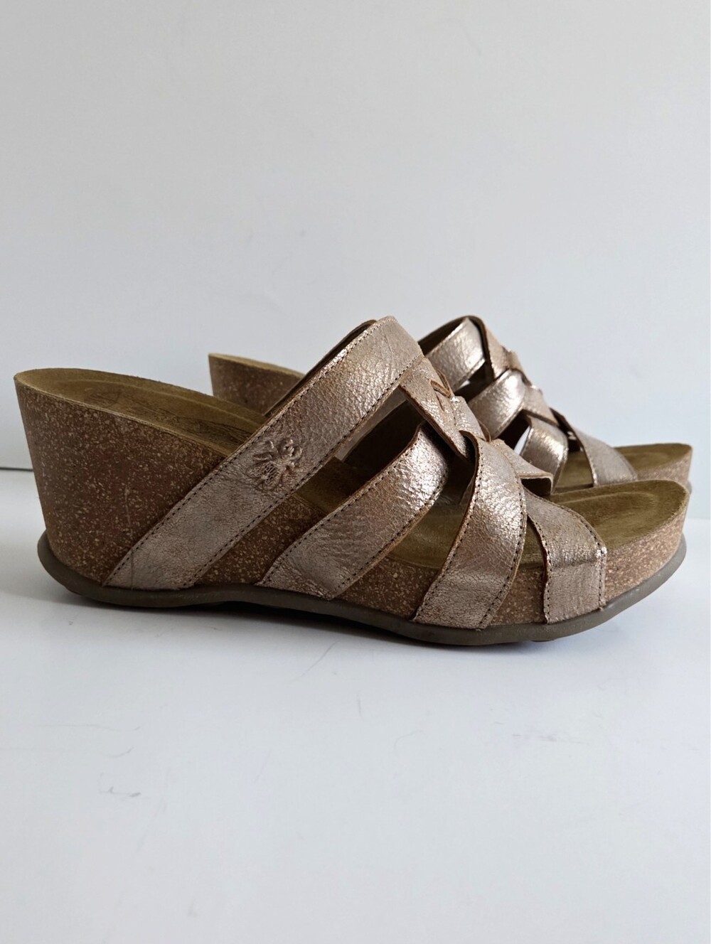 Fly London Gily Wedge Sandals Size 9.5, Metallic Neutral Gold & Cork